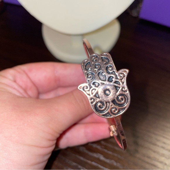 BUNDLE ORDER Hamsa Bangle & Necklace - Picture 4 of 6